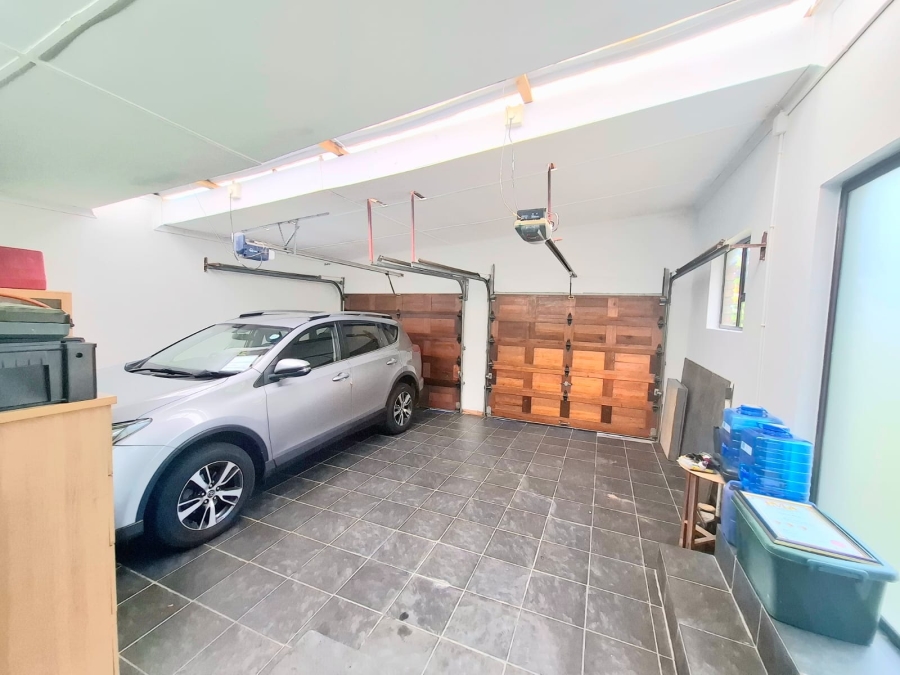 3 Bedroom Property for Sale in Beacon Bay North Eastern Cape